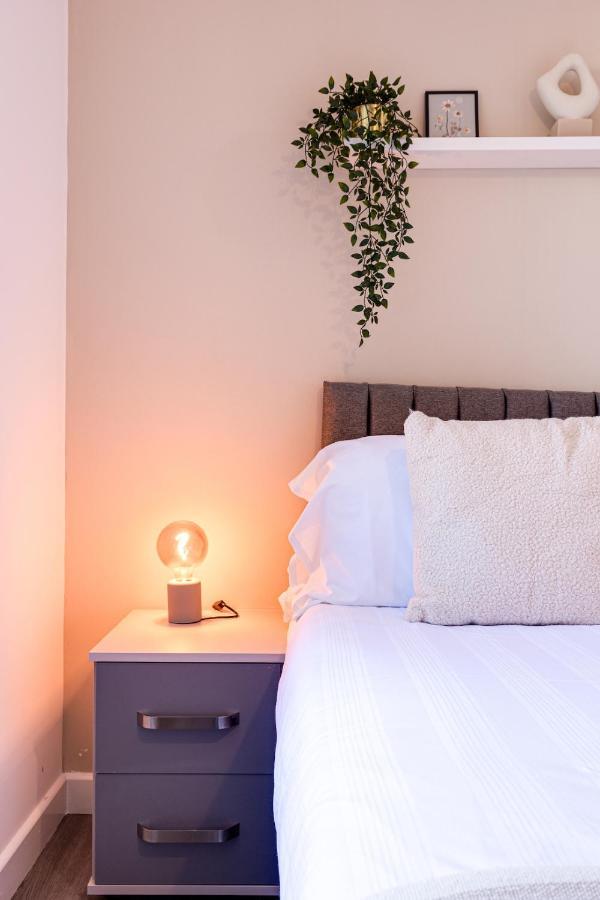 Stunning 1 Bed Apartment In The Heart Of Stockport Ngoại thất bức ảnh