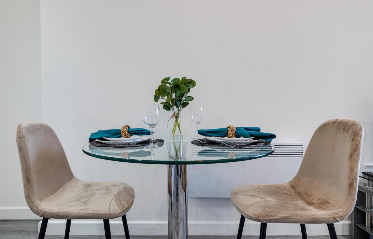 Stunning 1 Bed Apartment In The Heart Of Stockport Ngoại thất bức ảnh